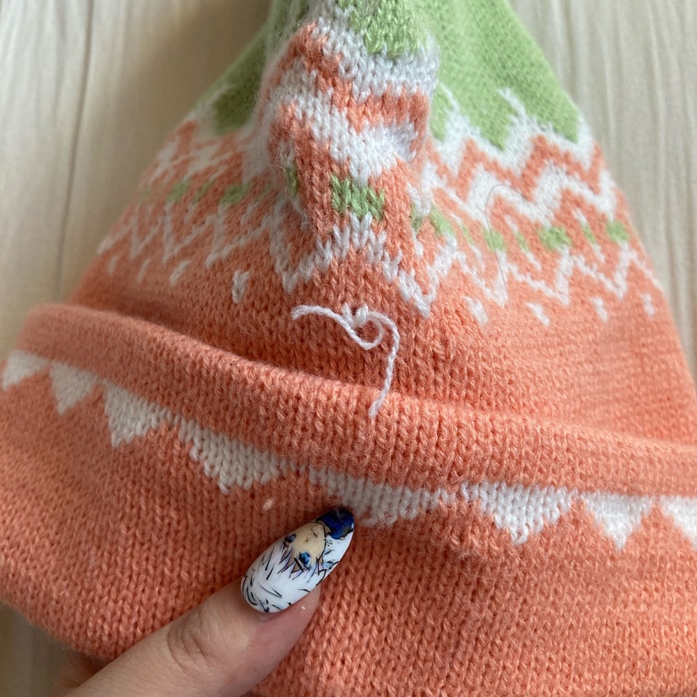 Cute Toque - Picture 2 of 2